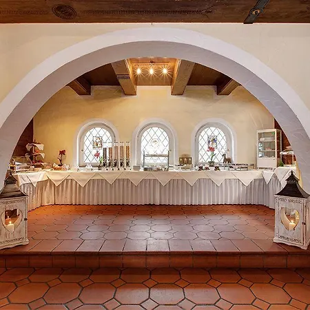 Obermuehle 4*s Boutique Гарміш-Партенкірхен
