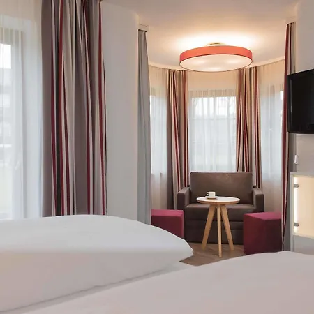 Obermuehle 4*s Boutique 4* גרמיש-פרטנקירכן