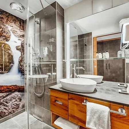 Obermühle 4*s Boutique Hotel Garmisch-Partenkirchen